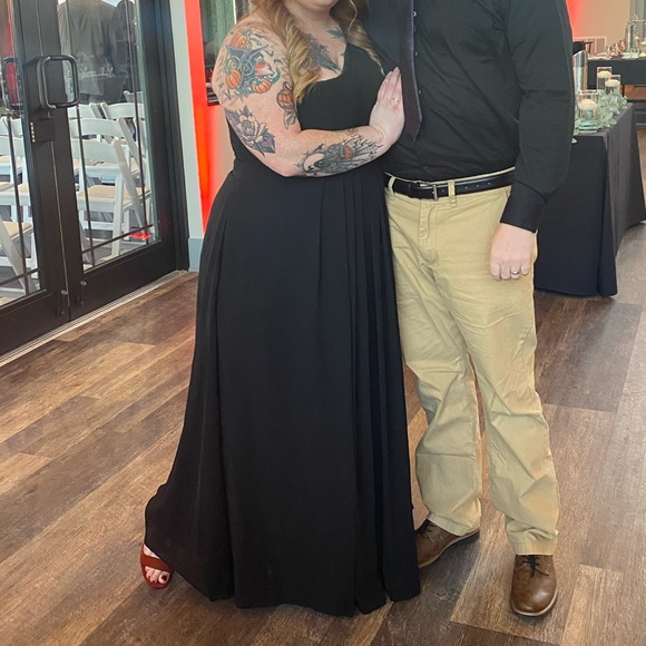 Bridesmaid Dress/Event Dress - Picture 3 of 10